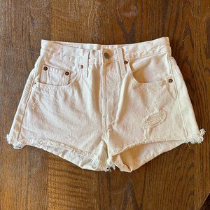 LEVI's cutoff shorts - vintage cream size 24